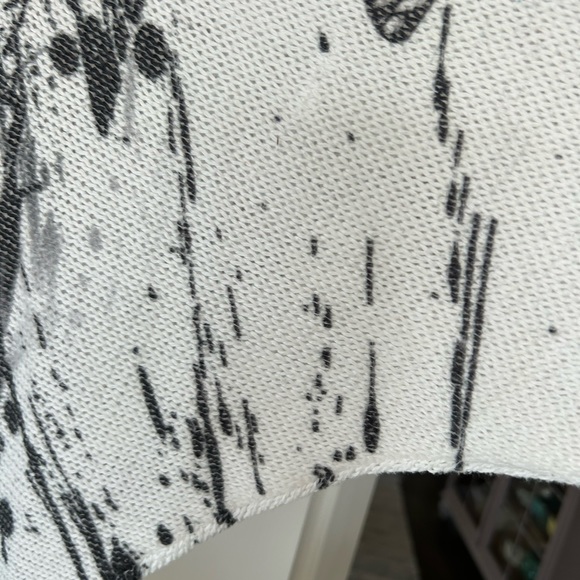 Luisa Rocco. Butterfly Lightweight Sweater - Picture 6 of 7